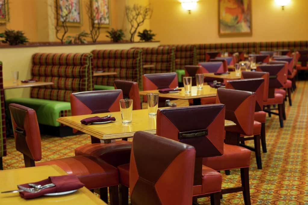 Hilton Charlotte Airport Hotel Restaurante foto
